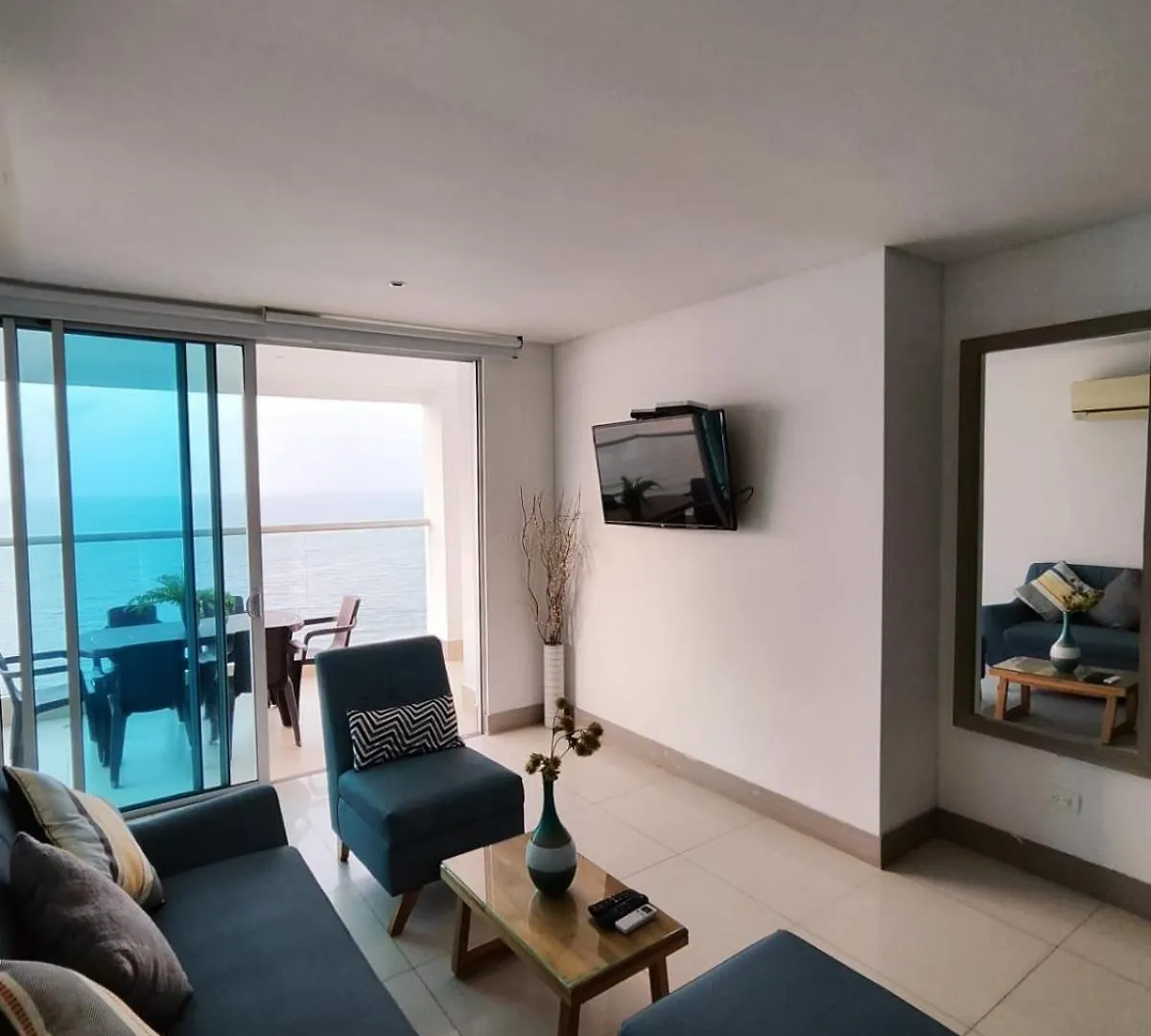 Apartment De Frente Al Mar Palmetto Beach Cartagena Colombia